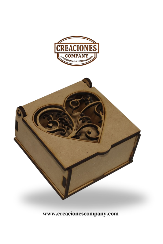 CRE-009 Alhajero de madera(MDF) cuadrado corazón grecas chico  6.5 x 6.5 x 3.5